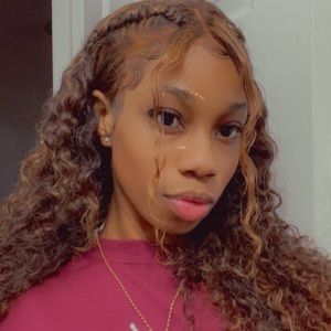 Meet your Posher, Priya